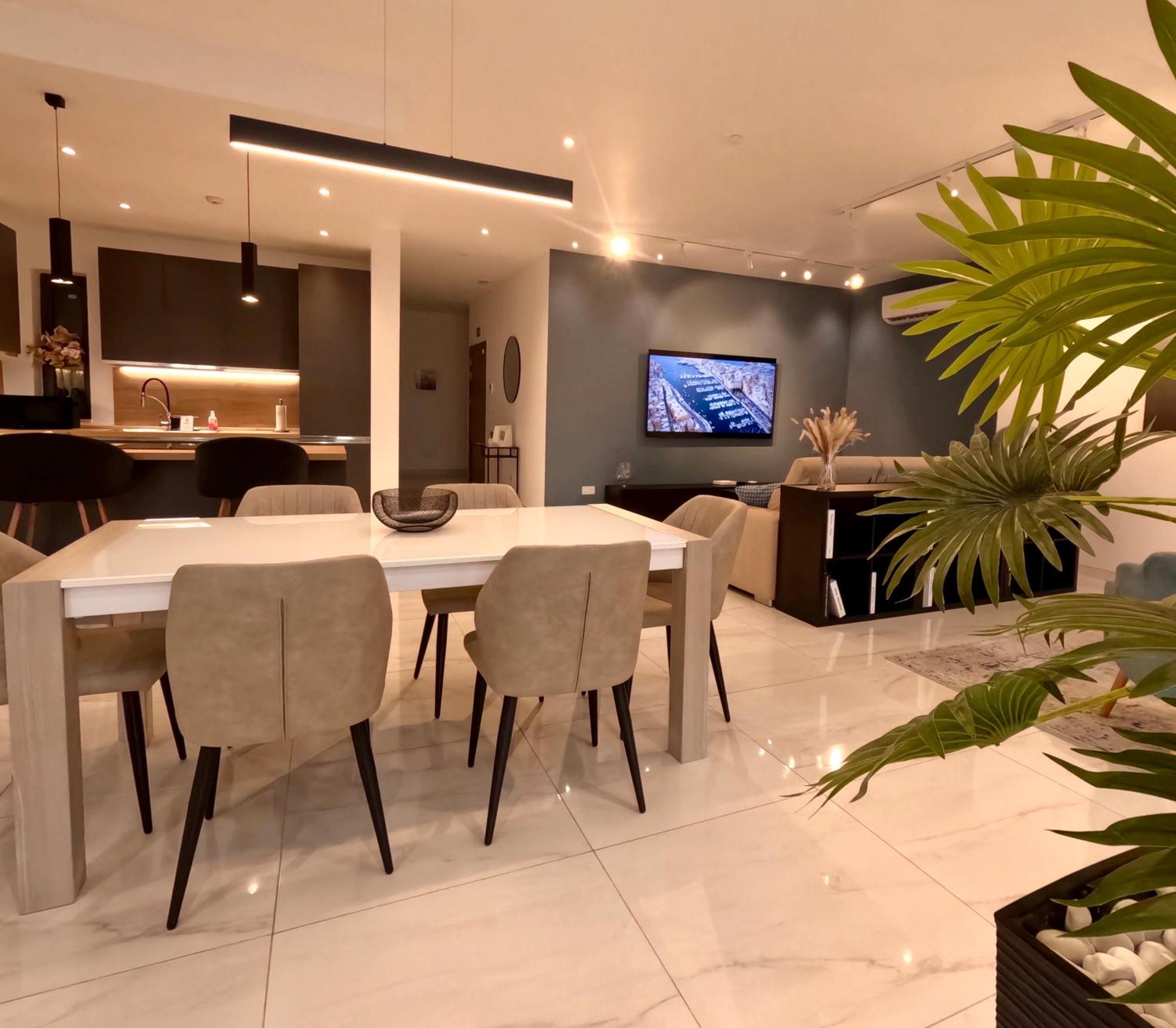 Modern Apartment In St Julian'S Malta, With Breathtaking Views Of Spinola Bay Сент Джулианс Экстерьер фото